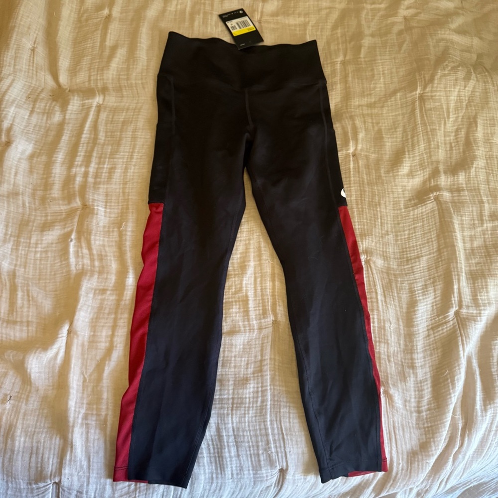 NWT Nike One Crop Mesh Pant